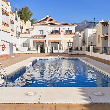 Urb Chimenea Нерха