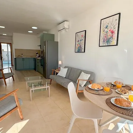 Urb Chimenea Apartment *